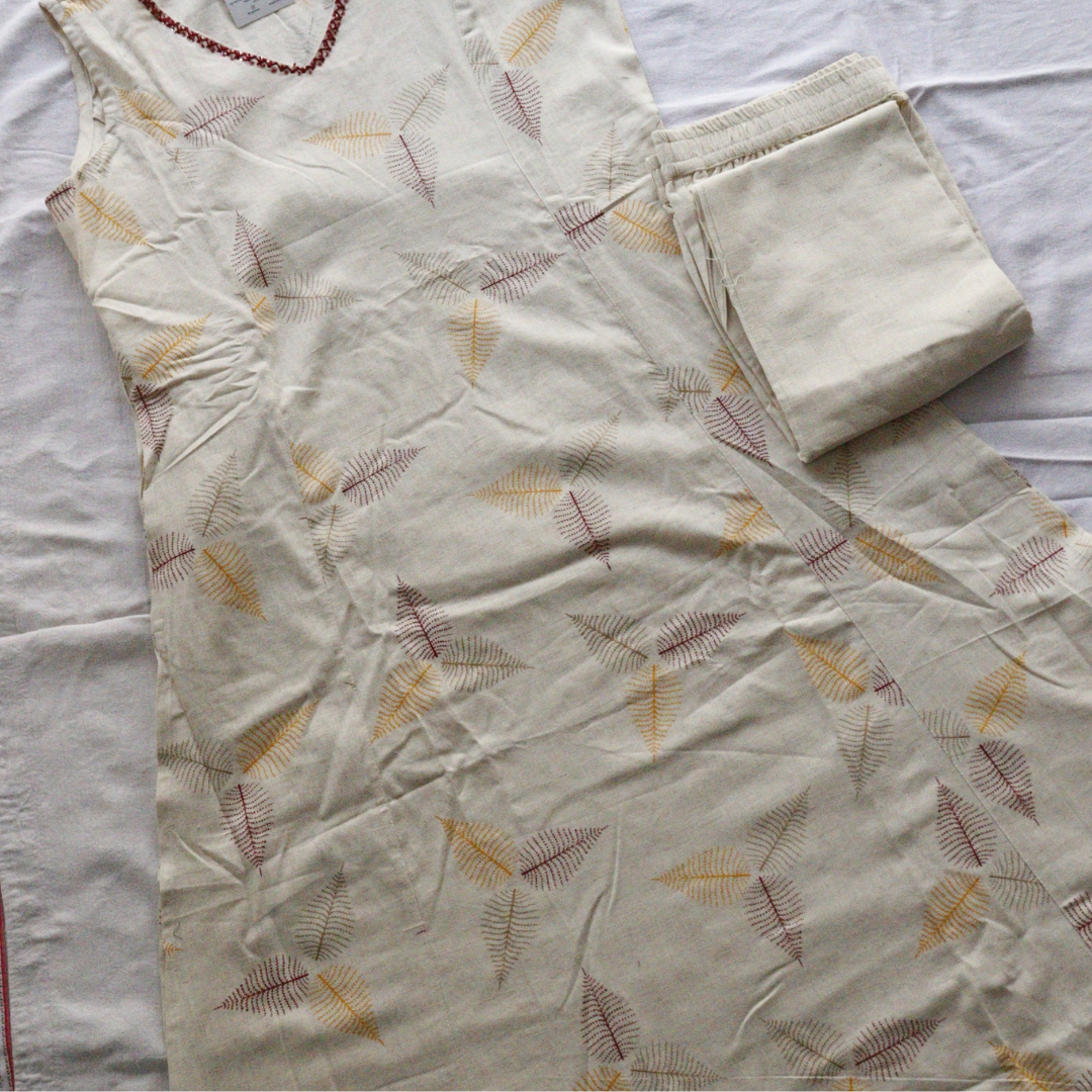 Cream Co-Ord Set With Attached Sleeves