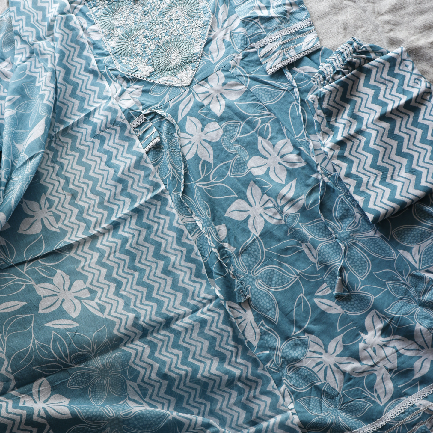 Sea Green Thread Work Cotton Frock Suit Set