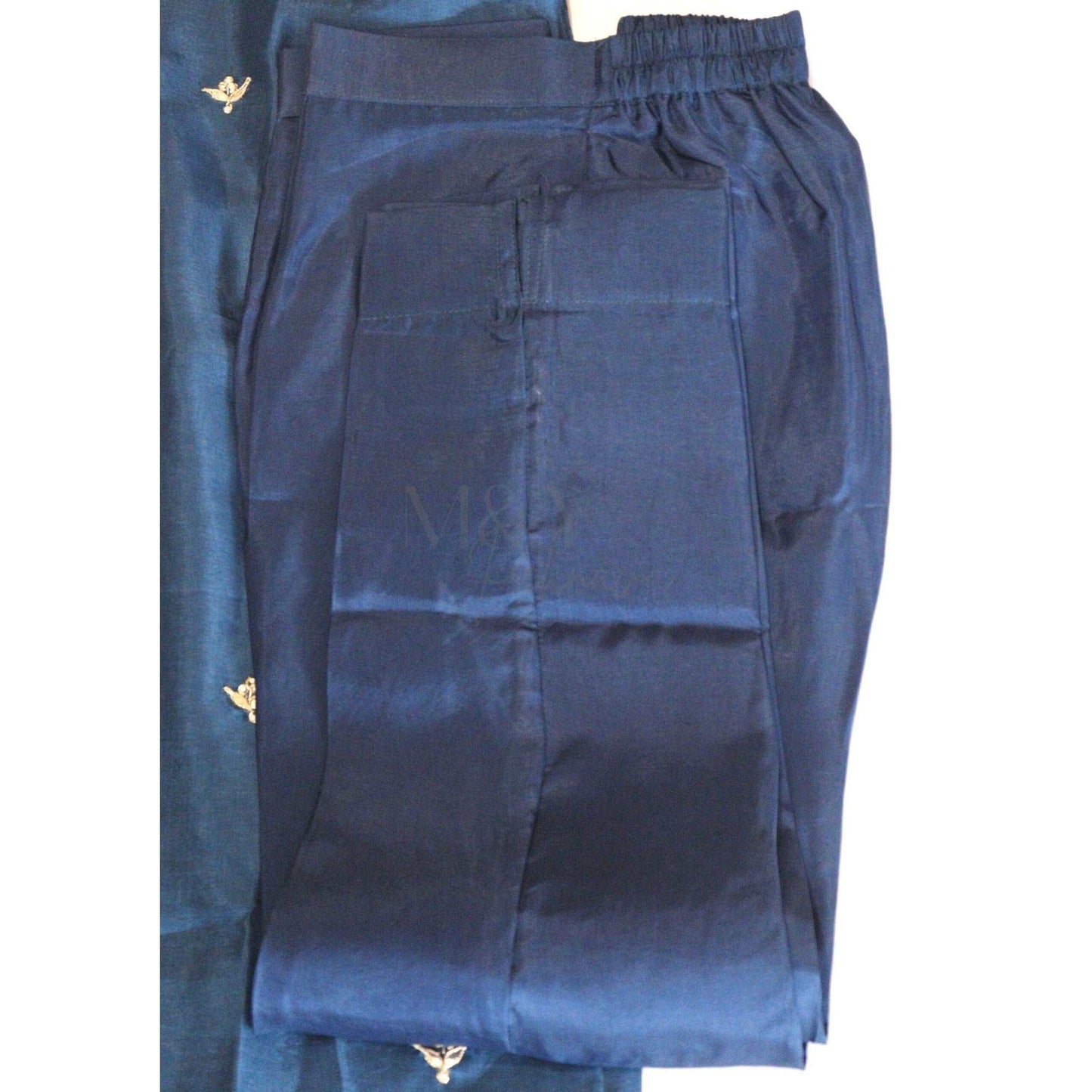 Pure Crepe Kurti Pant Dupatta Set - M&Y Pehnava