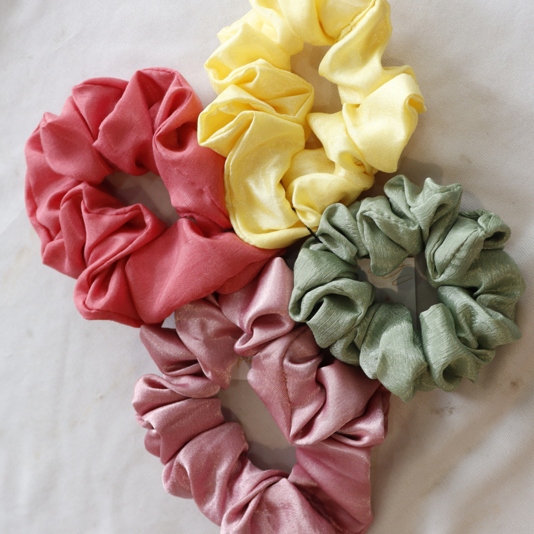 Vibrant Colors - Set Of 4 Scrunchies