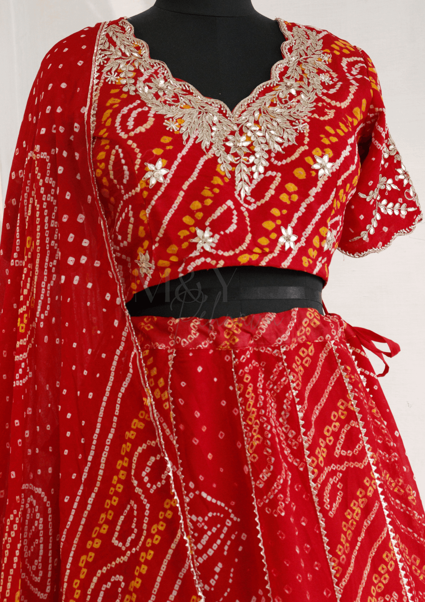 Red Ojariya Bandhej Hand Work Lehenga Set - M&Y Pehnava