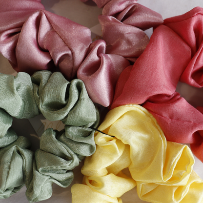 Vibrant - Set Of 4 Scrunchies