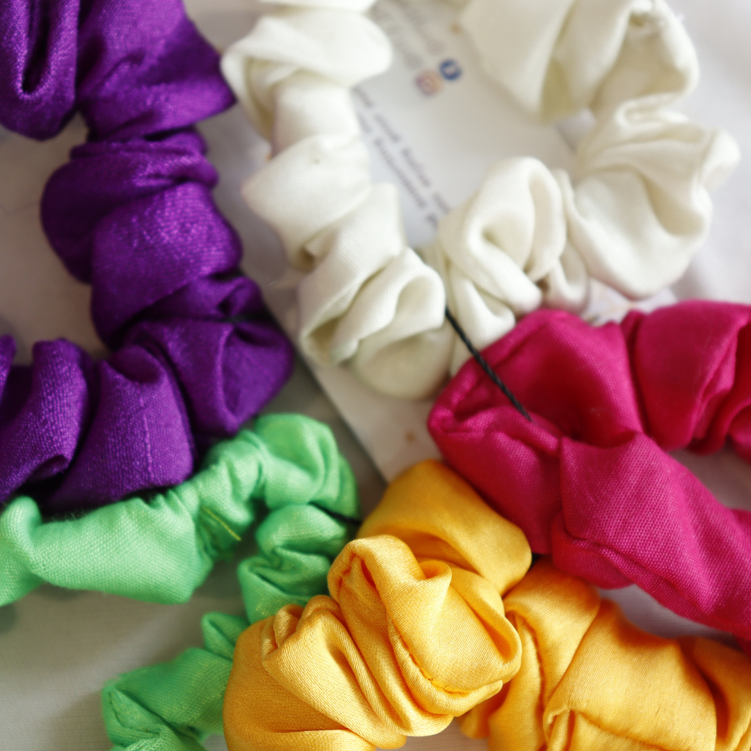 MultiColor - Set Of 4 Small Scrunchies