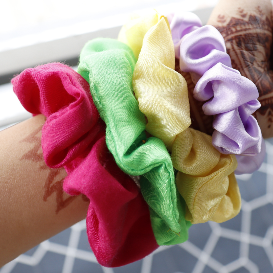 MultiColor - Set Of 4 Scrunchies