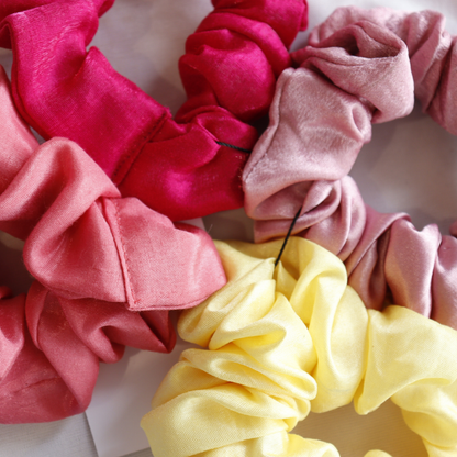 Vibrant - Set Of 4 Scrunchies