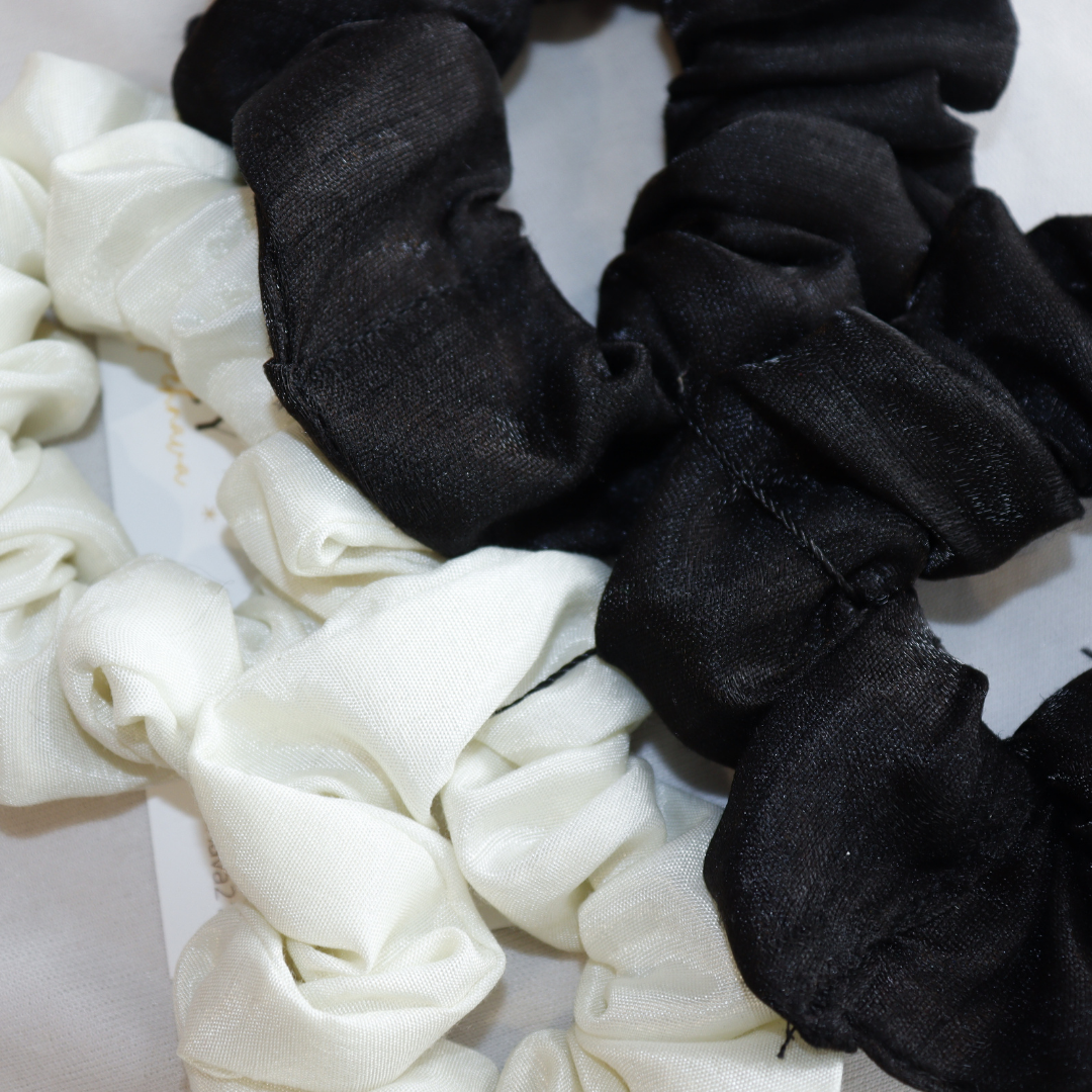 Black & White - Set Of 4 Scrunchies