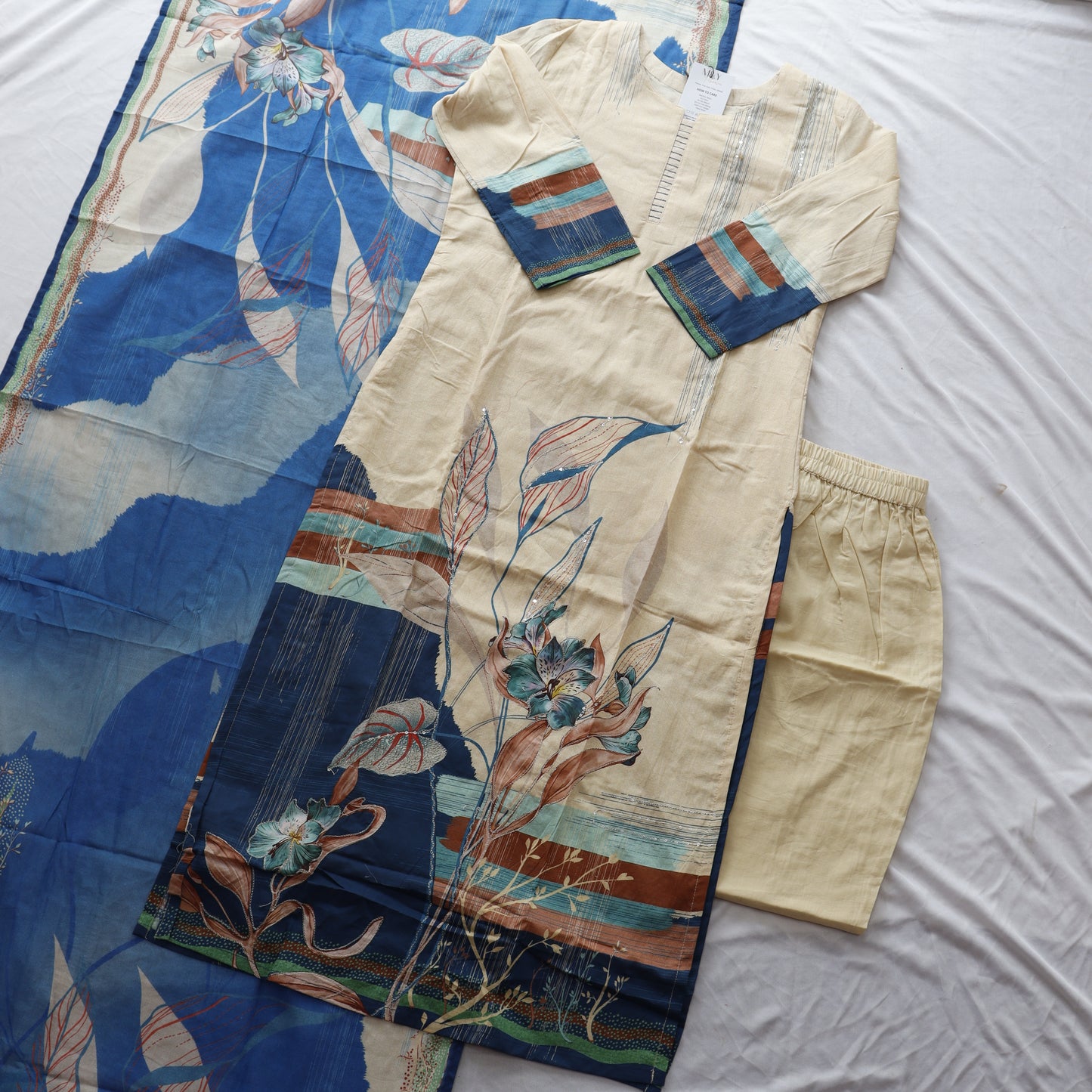 Digital Print Mul Cotton Suit Set with hand embroidery