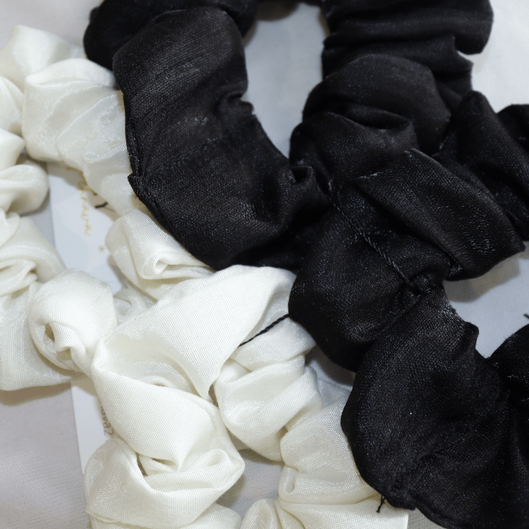 Black & White - Set Of 4 Scrunchies - M&Y Pehnava