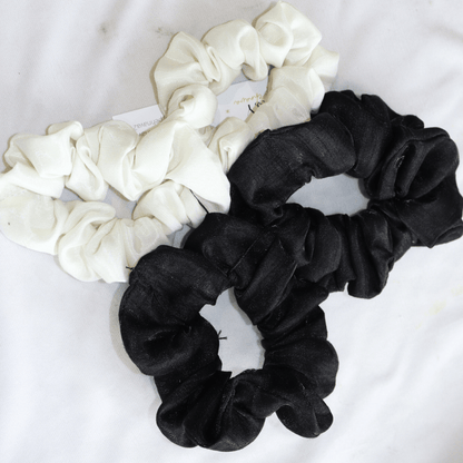 Black & White - Set Of 4 Scrunchies - M&Y Pehnava