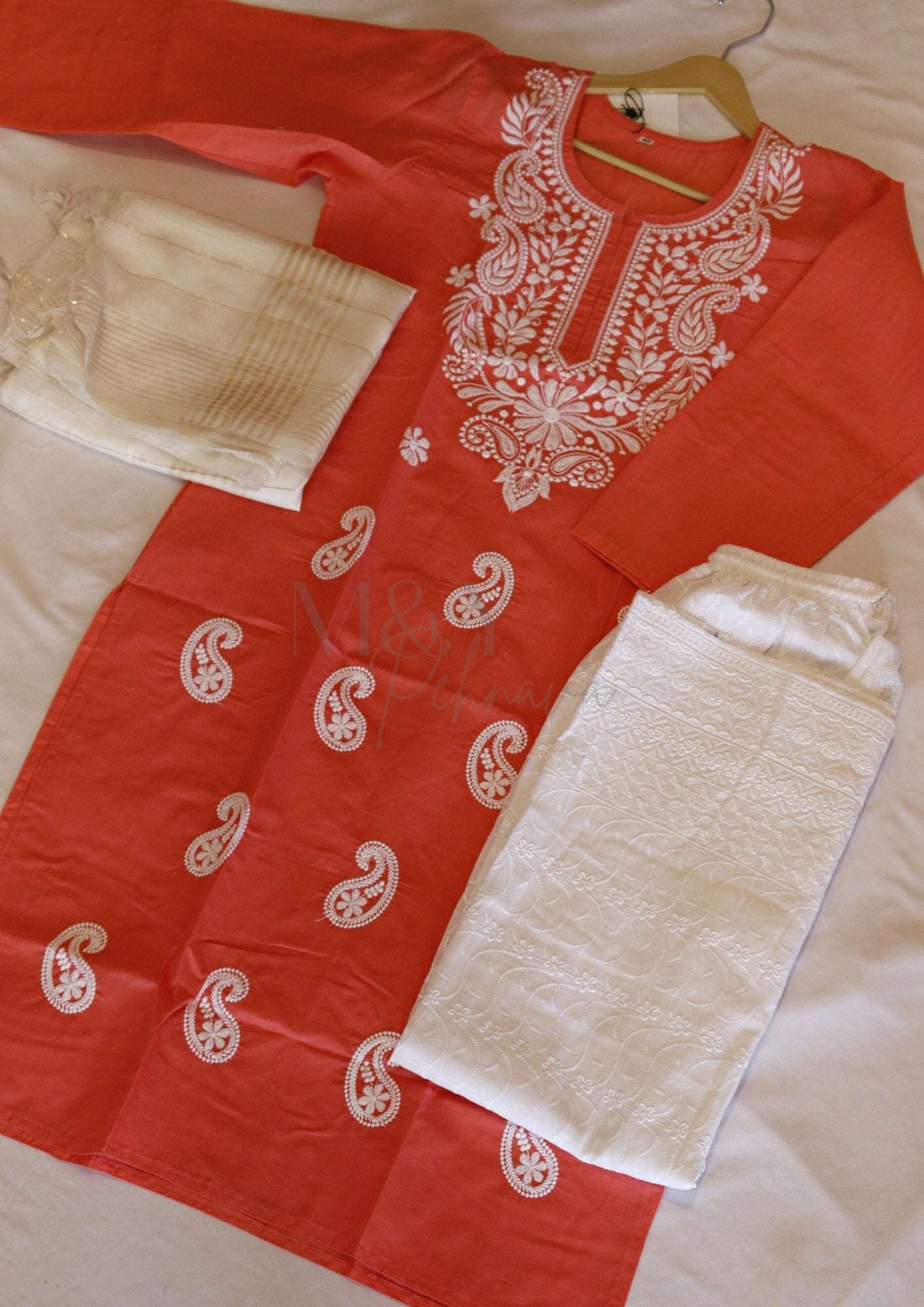 Chikankari Kurti Pant Dupatta Set - M&Y Pehnava